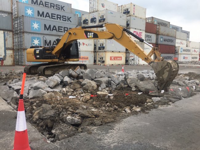 งานซ่อมลานตู้ บริษัท KRC  แหลมฉบัง