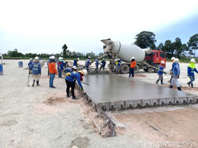 รับงานซ่อมพื้นและเทพื้นคอนกรีต ชลบุรี บริการอย่างมืออาชีพด้วยทีมงานผู้เชี่ยวชาญ